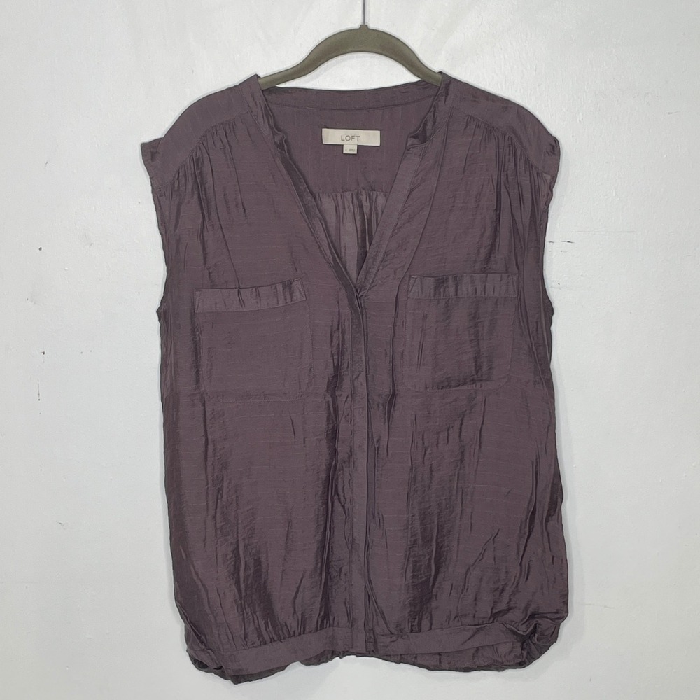 LOFT Ann Taylor Mauve Purple Sleeveless V-Neck Blouse Sheer Flowy Button Down L